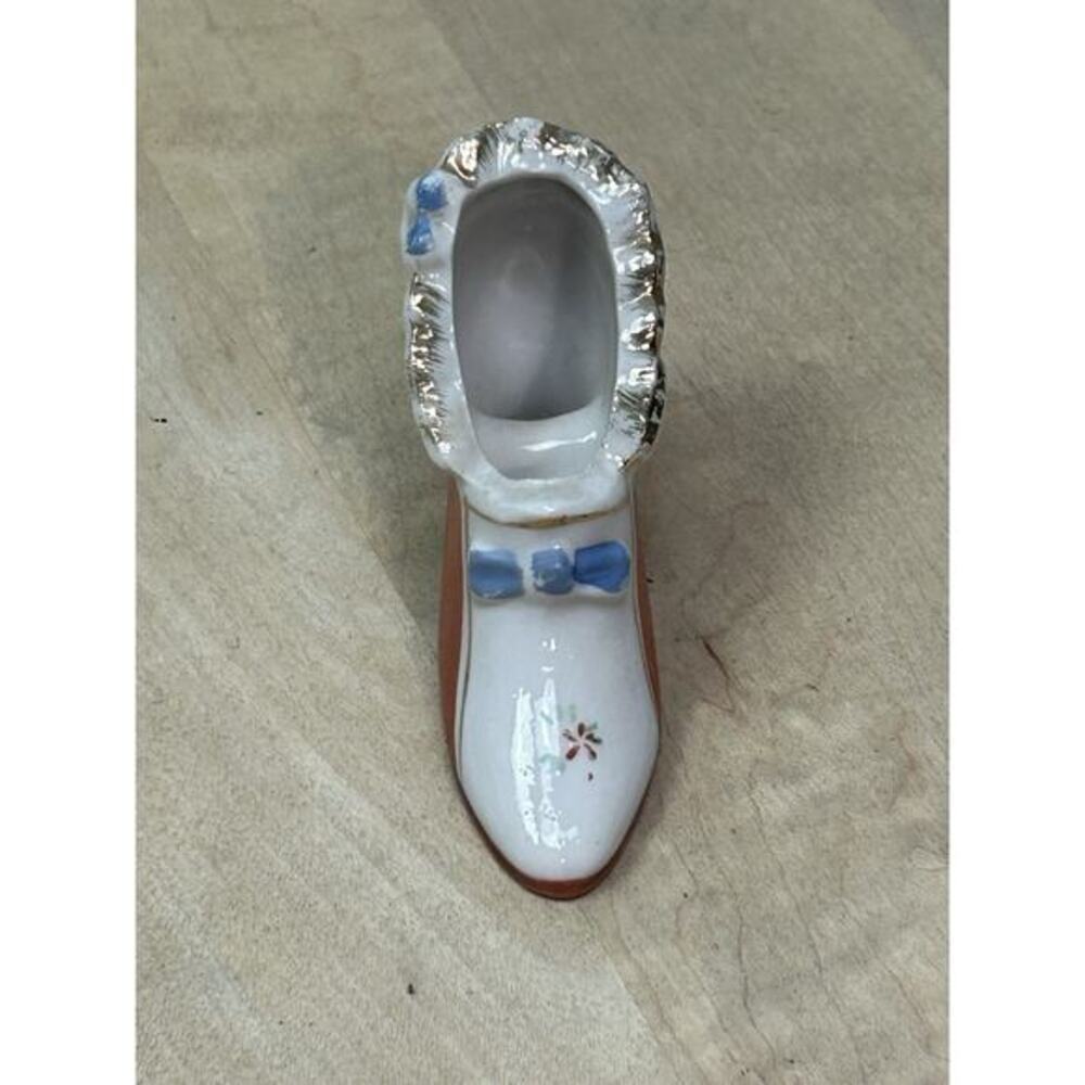 Miniature Shoe Figurine‎ Porcelain Floral Detail Vintage Japan